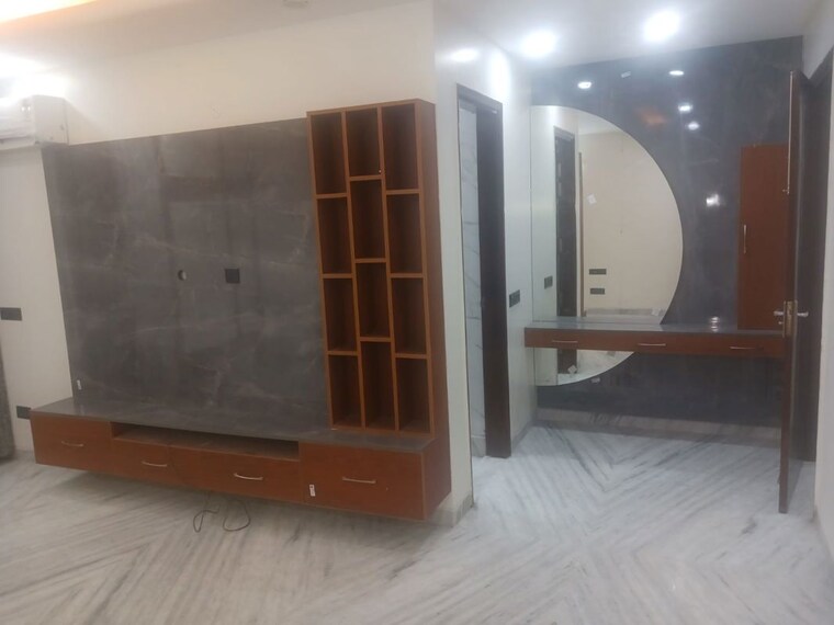 Room, housing-board-colony-sector-51 3 Bedroom 1550 Sq.Ft. Builder Floor In Sector 51 Gurgaon 10096593