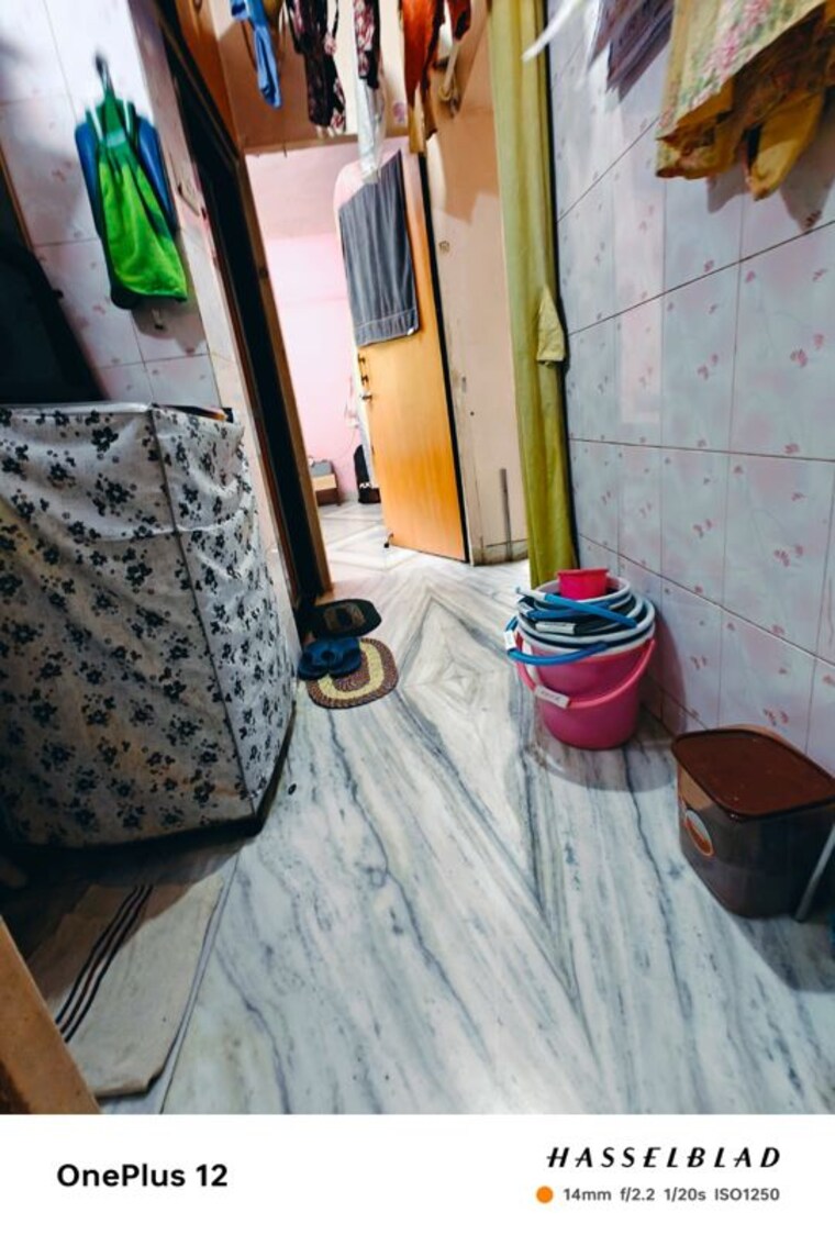 Bedroom, lalji-complex 2 Bedroom 630 Sq.Ft. Apartment In Kandivali West Mumbai 10096595