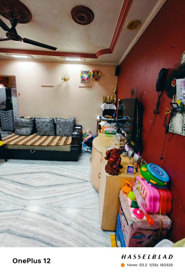  Parking, lalji-complex 2 Bedroom 630 Sq.Ft. Apartment In Kandivali West Mumbai 10096595