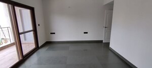 Room in 3 BHK Apartment at Centreo , Kanakapura Road – for Sale