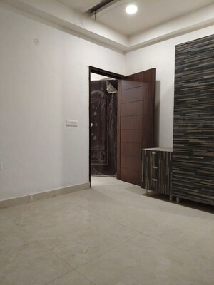 Room in 3 BHK Builder Floor at Ozone Apartment, Sector 104 – for Sale