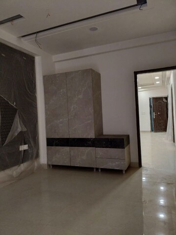 Living Room in 3 BHK Builder Floor at Ozone Apartment, Sector 104 – for Sale