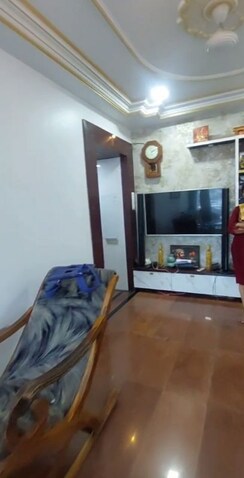 1.5 BHK + Pooja Room,Servant Room,Study Room,Extra Room,Basement,Store Room Apartment For Sale in Golden Palace CHS