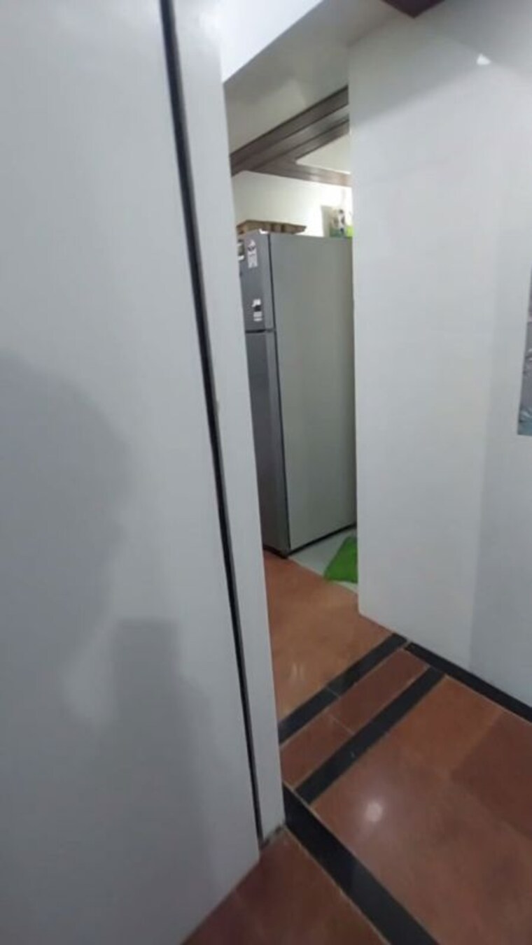 undefined, golden-palace-chs 1.5 Bedroom 650 Sq.Ft. Apartment In Kandivali East Mumbai 10096634