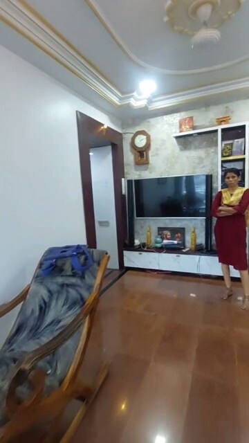Furnished Amenities in 1.5 BHK Apartment at Golden Palace CHS, Kandivali East – for Sale
