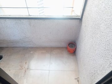 Furnished Amenities in 2 BHK Apartment at Prathamesh Ashish, Mira Road – for Rent