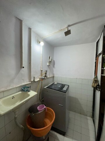 Bathroom in 2 BHK Apartment at Satellite Tower, Goregaon East – for Rent