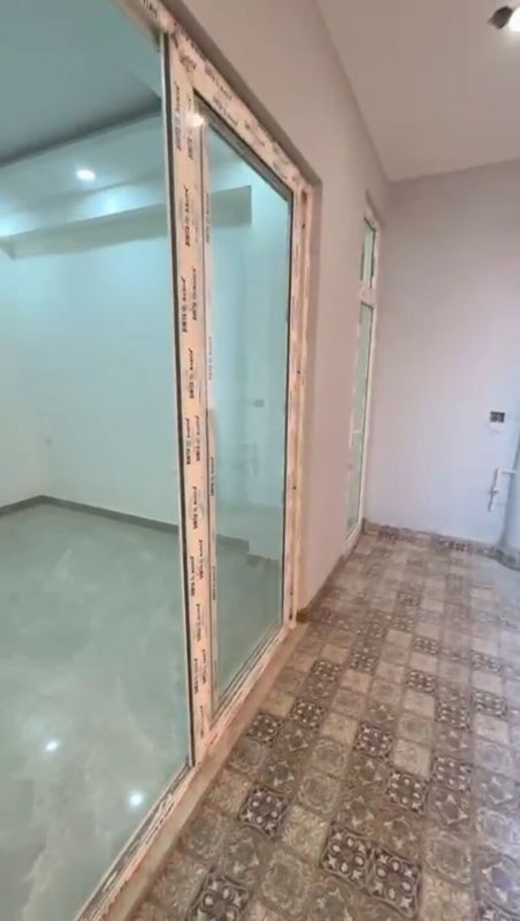 undefined, sapphire-tower 4 Bedroom 1950 Sq.Ft. Builder Floor In Sector 104 Noida 10096717