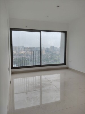Room in 3 BHK Apartment at Sunteck City Avenue 4, Goregaon West – for Sale