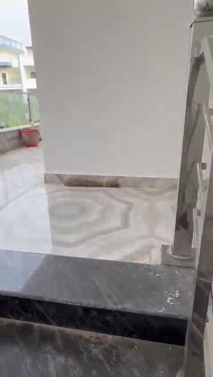  2 BHK Apartment at Ansal Sushant Golf city, Sushant Golf City – for Rent