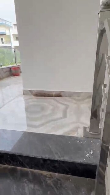  2 BHK Apartment at Ansal Sushant Golf city, Sushant Golf City – for Rent