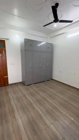 Room in 2 BHK Apartment at Ansal Sushant Golf city, Sushant Golf City – for Rent