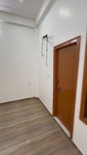 Room in 2 BHK Apartment at Ansal Sushant Golf city, Sushant Golf City – for Rent