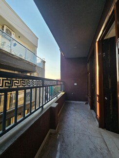 2 BHK Builder Floor For Sale in Saket