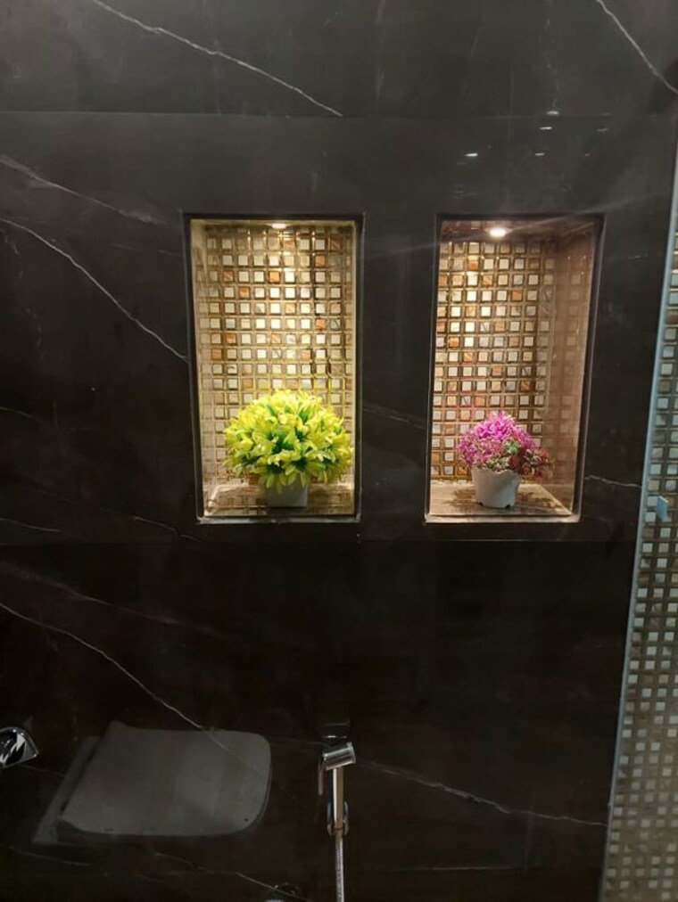 Bedroom, bptp-district-3 3 Bedroom 180 Sq.Yd. Builder Floor In Sector 85 Faridabad 10096845