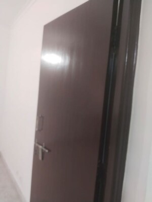 Furnished Amenities in 2 BHK Builder Floor at Vasant Kunj – for Rent