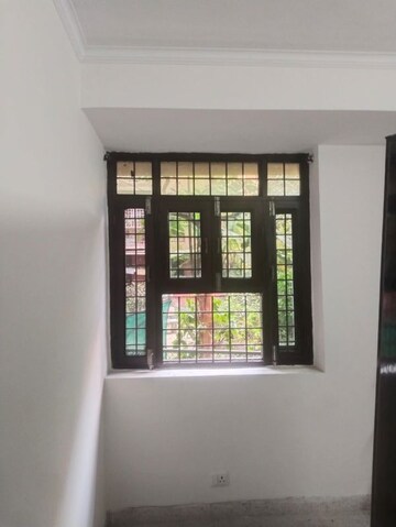 2 BHK Builder Floor For Rent in Vasant Kunj