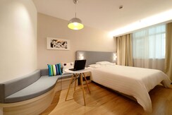 4 BHK + Pooja Room,Servant Room Apartment For Sale in Anvita Ivana