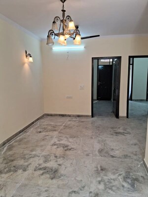 Room in 3 BHK Builder Floor at Lajpat Nagar 4 – for Rent