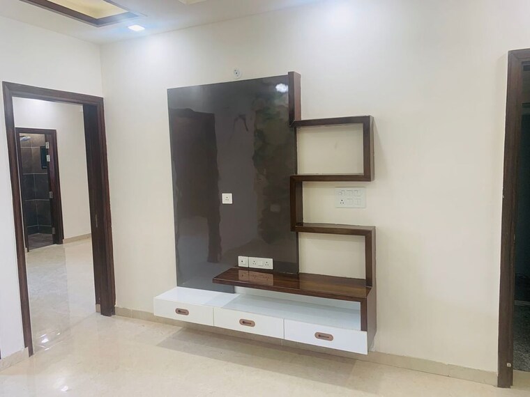 Living Room, bptp-district-3 3 Bedroom 153 Sq.Yd. Builder Floor In Sector 85 Faridabad 10096903