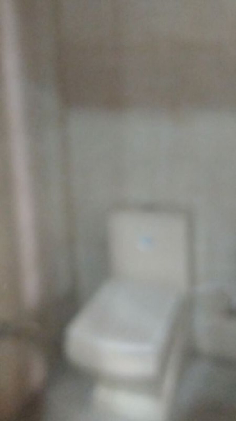 Bathroom, shakti khand iv 3 Bedroom 1250 Sq.Ft. Builder Floor In Shakti Khand iv Ghaziabad 10096918