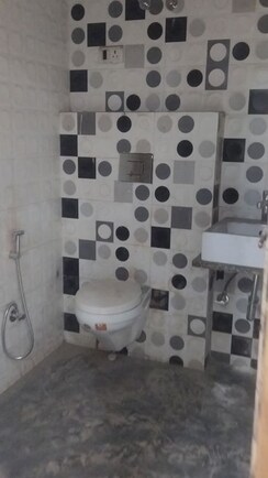 3 BHK Builder Floor For Sale in Shakti Khand IV