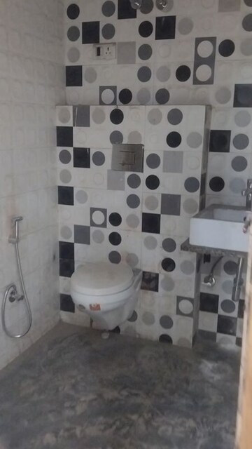 3 BHK Builder Floor For Sale in Shakti Khand iv