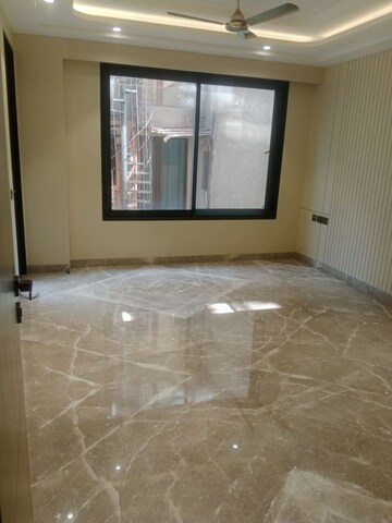 Room in 4 BHK Builder Floor at Gulmohar Park – for Sale