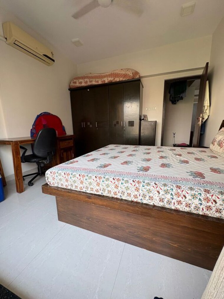 Bedroom, khar west 2 Bedroom 760 Sq.Ft. Apartment In Khar West Mumbai 10096961
