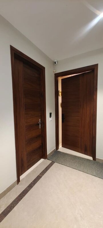 Room in 3 BHK Apartment at Skyline Elevate, Ramgarh Bhudda – for Sale