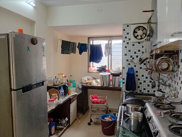 Master Bedroom in 1.5 BHK Apartment at Siddhi Aura, Andheri East – for Rent