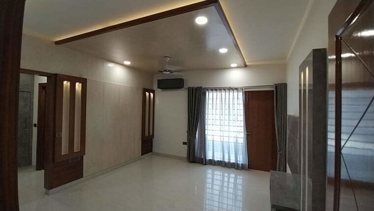 Room, puri-kohinoor 3 Bedroom 158 Sq.Yd. Builder Floor In Sector 89 Faridabad 10096960