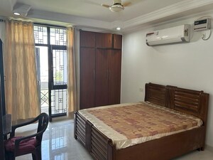 Bedroom in 3 BHK Apartment at Dwarka – for Rent