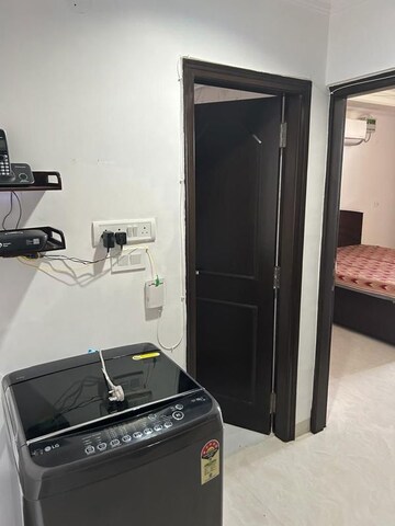 Furnished Amenities in 3 BHK Apartment at Dwarka – for Rent
