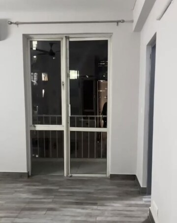 Bedroom in 3 BHK Apartment at DLF The Carlton Estate, Dlf Phase V – for Rent