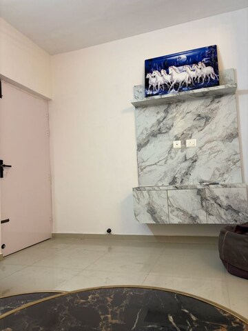 Room in 3 BHK Apartment at Pyramid Altia, Sector 70a – for Rent