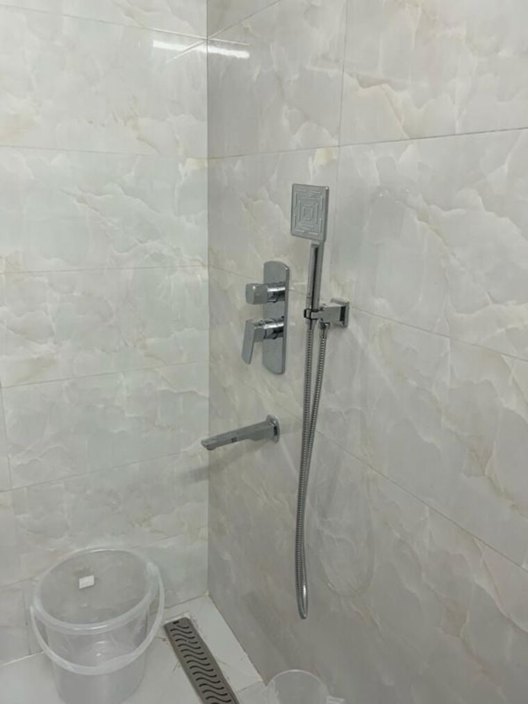 Bathroom, sector 7 dwarka 2 Bedroom 1350 Sq.Ft. Apartment In Sector 7 Dwarka Delhi 10097007
