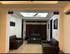 2 BHK + Study Room Apartment For Rent in Sector 7 Dwarka
