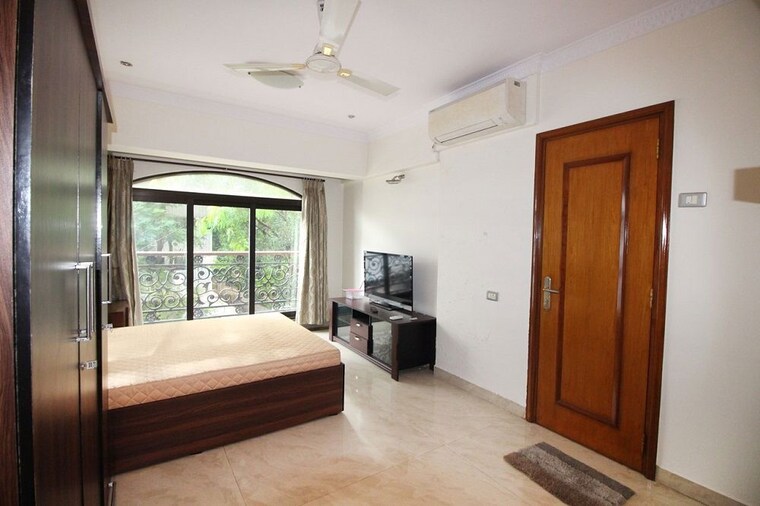 Bedroom, bandra west 3 Bedroom 1100 Sq.Ft. Apartment In Bandra West Mumbai 10096996