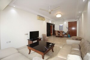 3 BHK Apartment For Rent in Bandra West
