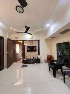 2 BHK + Extra Room Apartment For Rent in Raj Ratna Park CHS