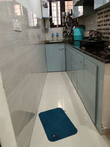 Kitchen in 2 BHK Builder Floor at Shyama Apartments Noida, Sector 49 – for Rent
