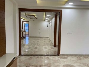 Room in 3 BHK Builder Floor at Puri Kohinoor, Sector 89 – for Sale
