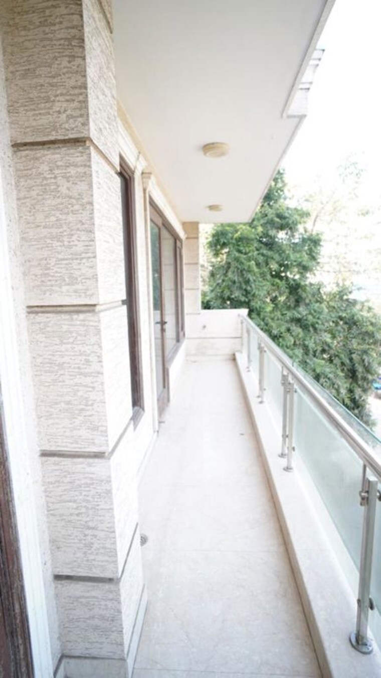 Balcony, new friends colony 3 Bedroom 2250 Sq.Ft. Builder Floor In New Friends Colony Delhi 10097025