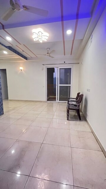 Room in 3 BHK Apartment at Gaur Sportswood, Sector 79 – for Rent