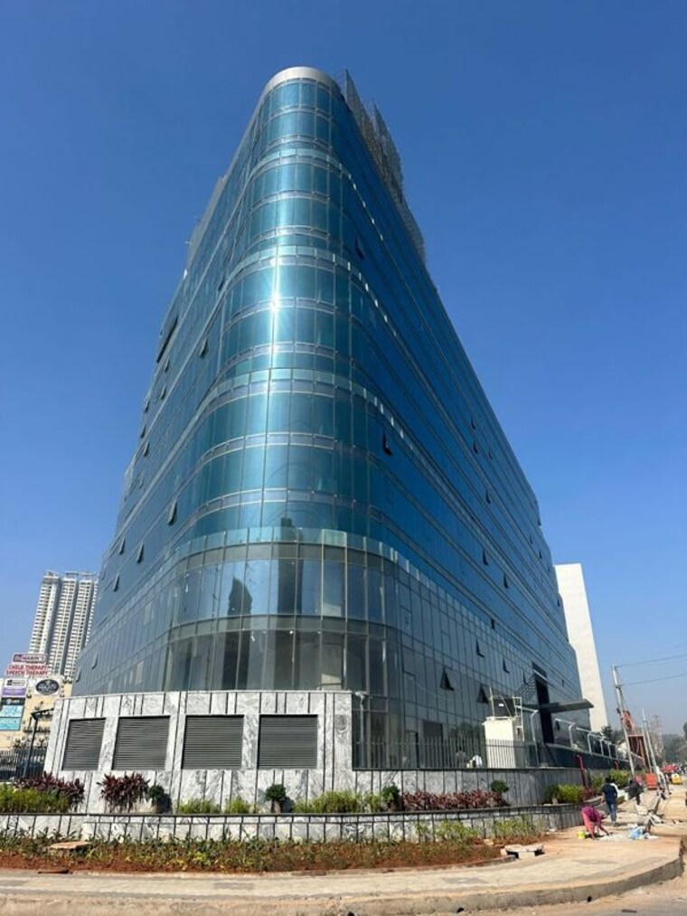Exterior View, mahaveer-gateway Commercial Showroom 2550 Sq.Ft. In Nanakramguda Hyderabad 10097031