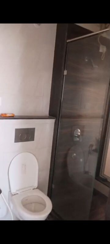 Furnished Amenities in 2 BHK Apartment at Shreeji Atlantis, Malad West – for Sale