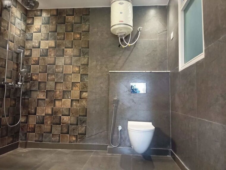 Bathroom, puri-kohinoor 3 Bedroom 140 Sq.Yd. Builder Floor In Sector 89 Faridabad 10097057
