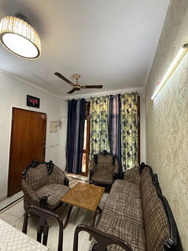 Living Room, bhawani-apartments 2 Bedroom 1100 Sq.Ft. Apartment In Suncity Gurgaon 10096491