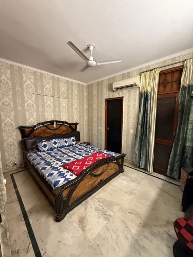 Bedroom, bhawani-apartments 2 Bedroom 1100 Sq.Ft. Apartment In Suncity Gurgaon 10096491